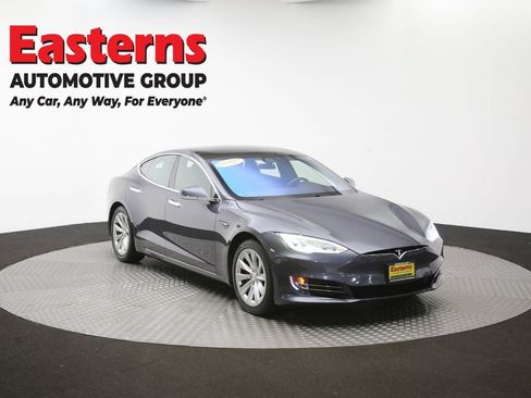 Used 2018 Tesla Model S 75D AWD/4WD image 45