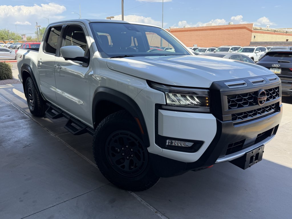 Used 2025 Nissan Frontier Pro-X w/ Pro Convenience Package RWD image 6