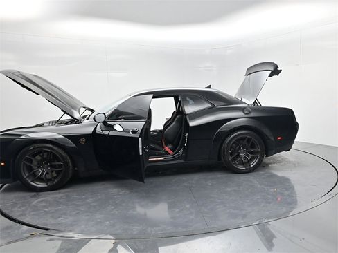 Used 2019 Dodge Challenger SRT Hellcat w/ Widebody Package image 54