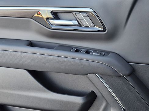 New 2026 Chevrolet Tahoe Premier w/ Sun And Tow Package image 24