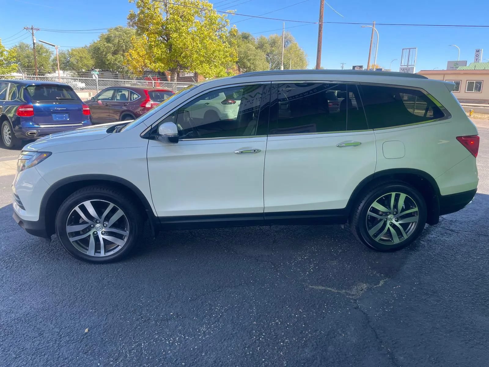 Used 2016 Honda Pilot Elite image 5
