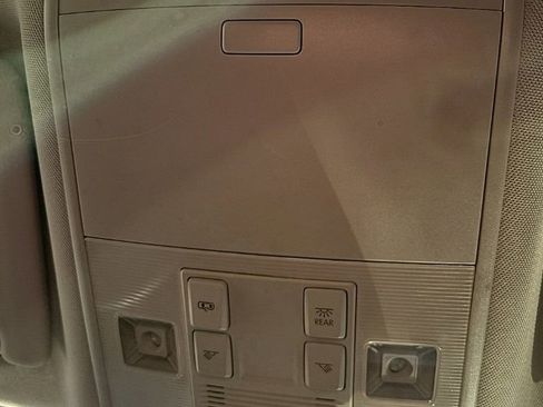 Certified 2022 Volkswagen Atlas SE image 10