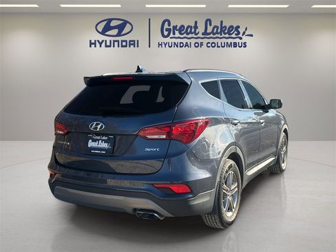 Used 2017 Hyundai Santa Fe Sport image 4