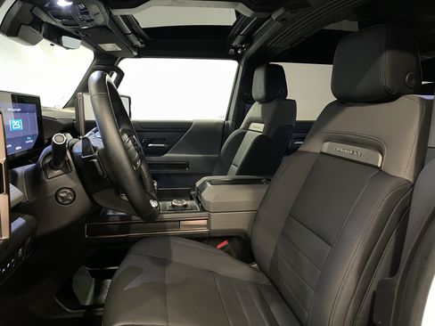 Used 2025 GMC Hummer EV 3X AWD/4WD image 14