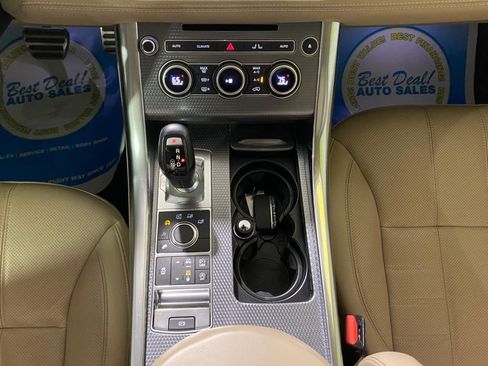 Used 2017 Land Rover Range Rover Sport HSE Dynamic image 13