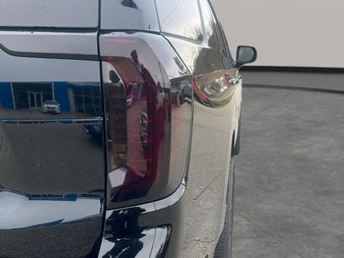 Used 2023 GMC Yukon AT4 w/ AT4 Premium Plus Package image 53