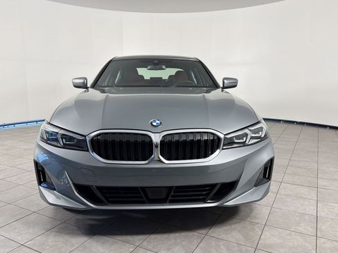 Certified 2025 BMW 330i Sedan RWD image 4