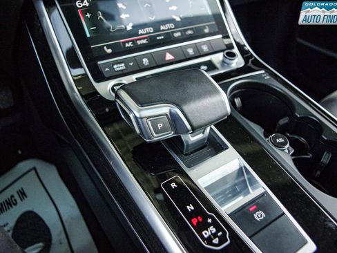 Used 2022 Audi Q7 3.0T Premium Plus w/ Premium Plus Package AWD/4WD image 19