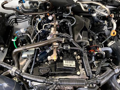 Used 2024 Toyota Tacoma TRD Off-Road image 31