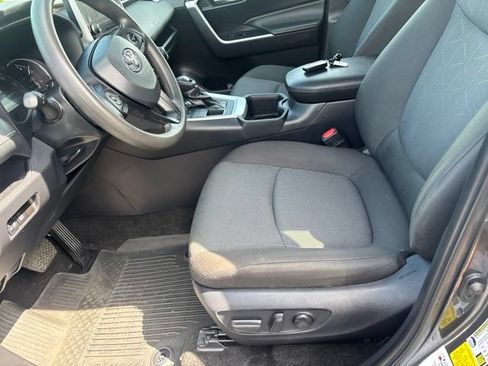 Used 2024 Toyota RAV4 XLE AWD/4WD image 10