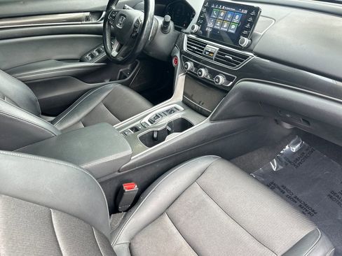 Used 2022 Honda Accord Sport image 15