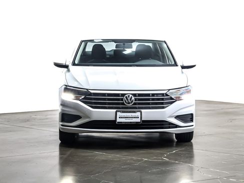 Used 2019 Volkswagen Jetta S image 3