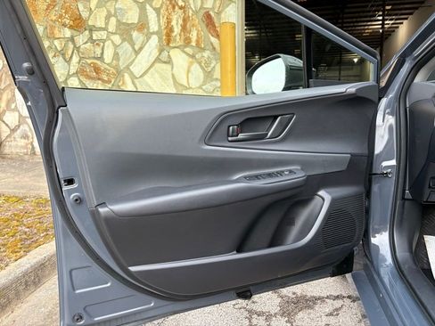 Used 2025 Toyota Prius LE image 14