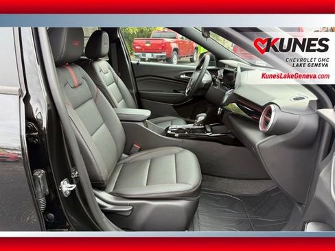 New 2026 Chevrolet Trax RS w/ Driver Confidence Package image 19