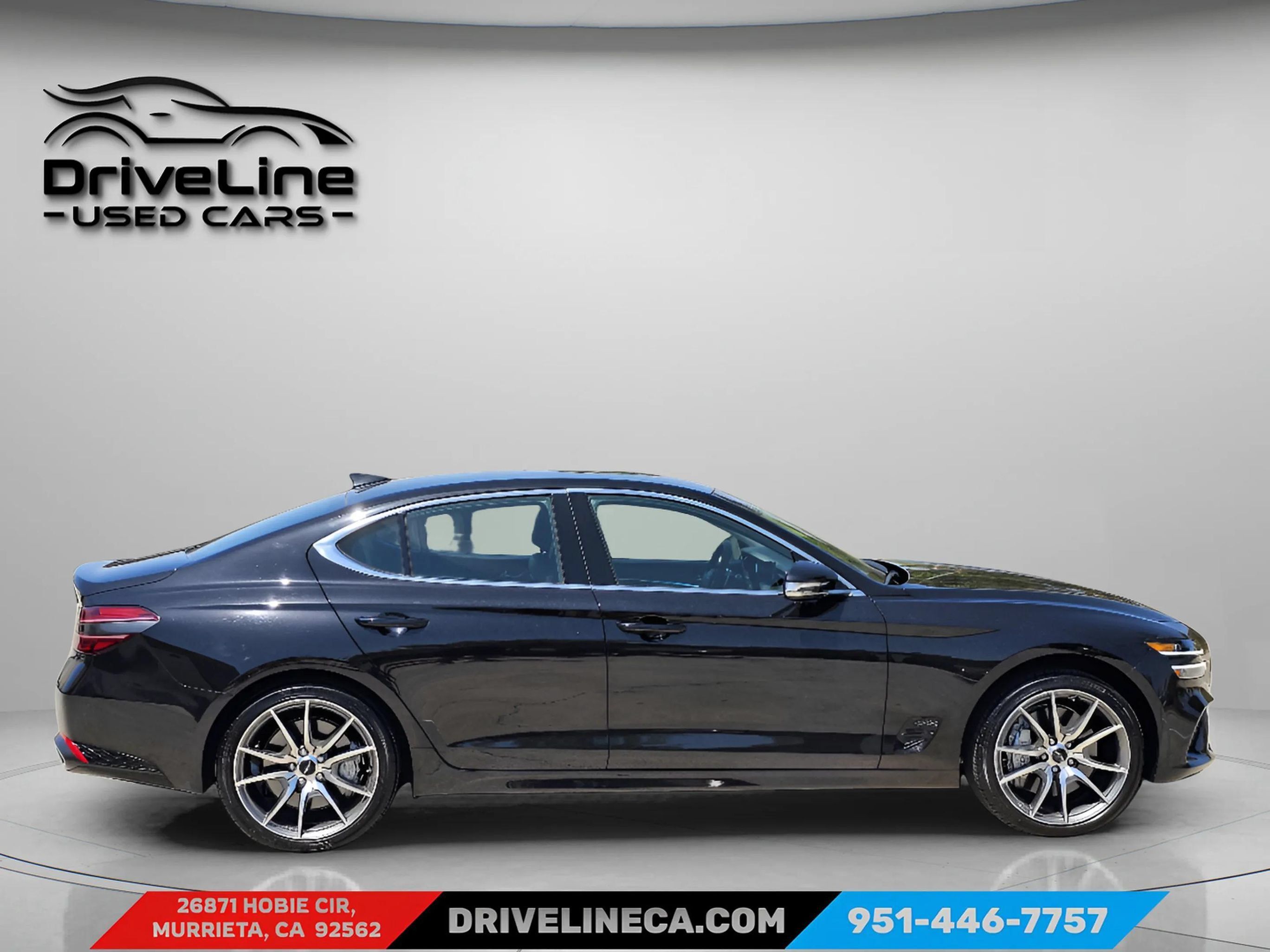 Used 2025 Genesis G70 2.5T RWD image 9