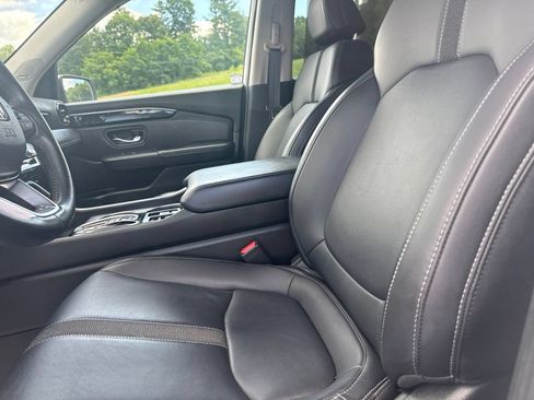 Used 2023 Honda Pilot Touring image 17