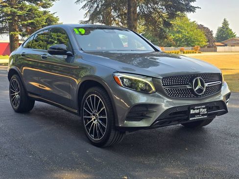 Used 2019 Mercedes-Benz GLC 300 4MATIC Coupe image 8