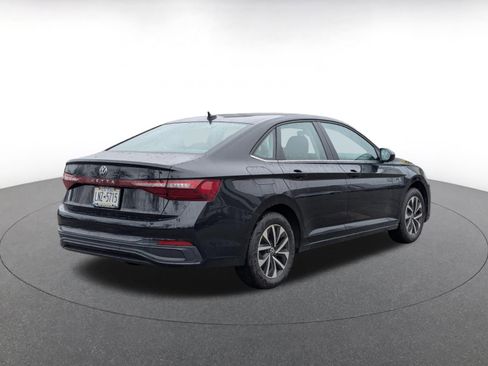 Used 2025 Volkswagen Jetta S image 9