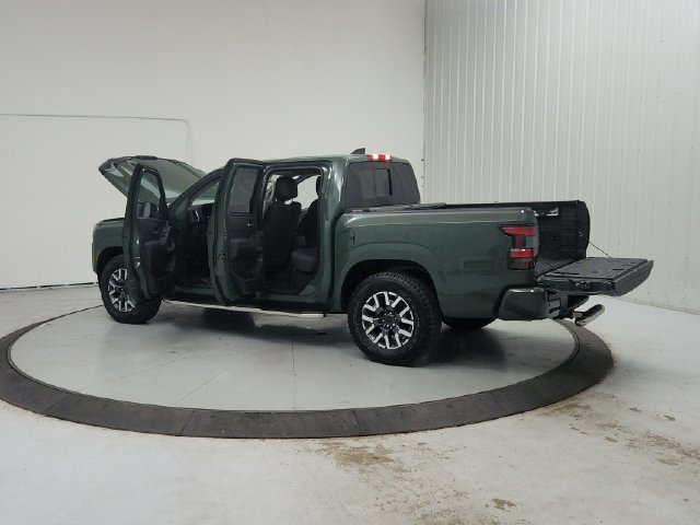 Used 2023 Nissan Frontier SV w/ SV Convenience Package RWD image 14