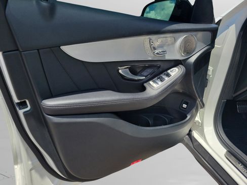 Certified 2021 Mercedes-Benz GLC 300 image 16