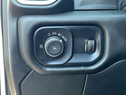 Used 2021 RAM 2500 Big Horn AWD/4WD image 28