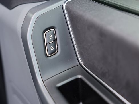 Certified 2024 Ford F150 XLT w/ FX4 Off-Road Package image 11