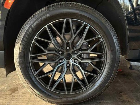 Used 2023 Chevrolet Tahoe RST AWD/4WD image 25