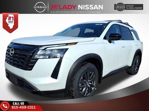 New 2026 Nissan Pathfinder SV image 3