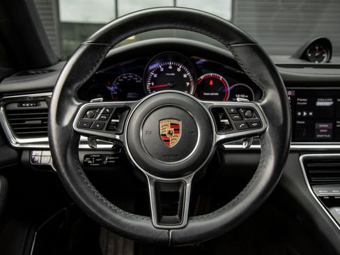 Certified 2020 Porsche Panamera 4S Executive AWD/4WD image 28