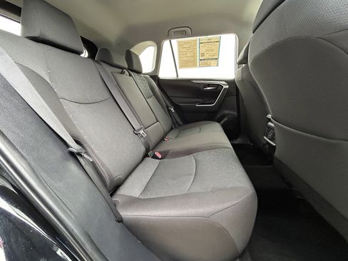 Used 2024 Toyota RAV4 XLE image 17