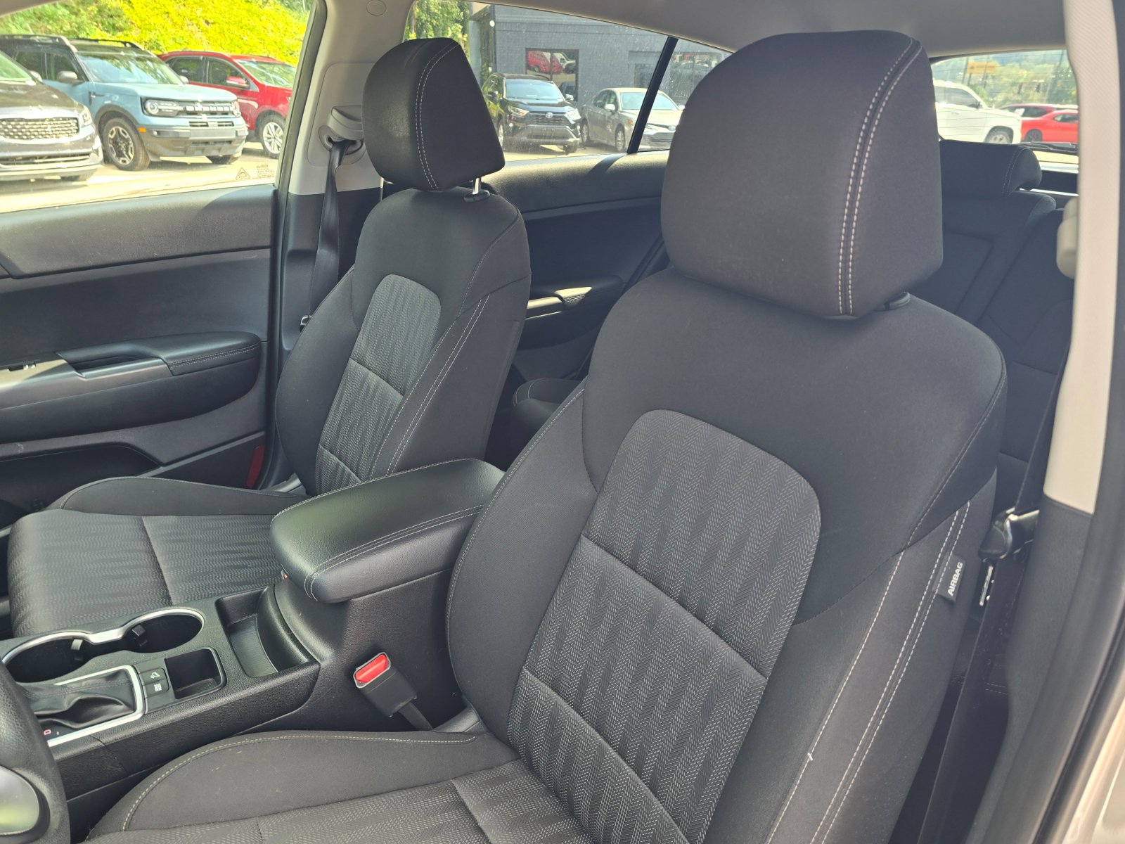 Used 2019 Kia Sportage LX FWD image 13
