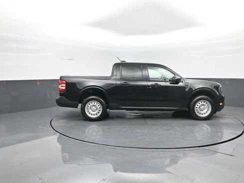 New 2026 Ford Maverick XL image 8