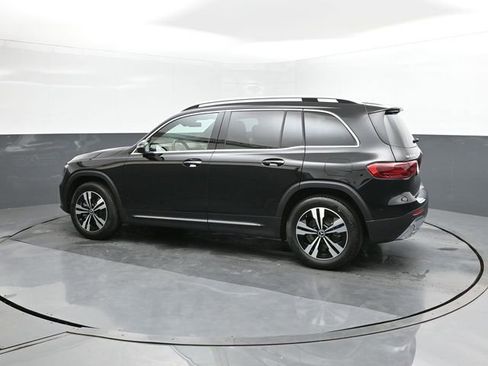 New 2025 Mercedes-Benz GLB 250 image 5