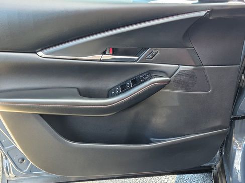 Used 2025 MAZDA CX-30 AWD 2.5 S w/ Preferred Package image 12