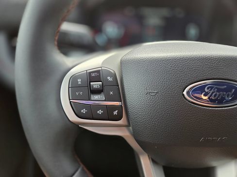 New 2027 Ford Explorer Active RWD image 19
