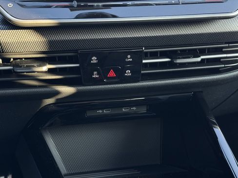 New 2025 Volkswagen GTI SE image 37