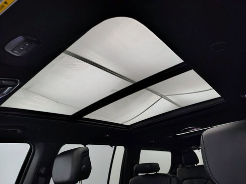 New 2026 Jeep Grand Wagoneer Limited AWD/4WD image 6
