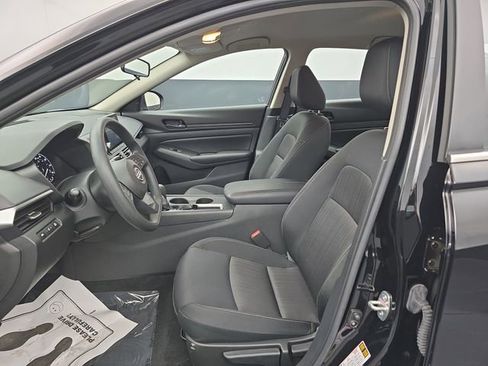 Used 2025 Nissan Altima 2.5 S image 22