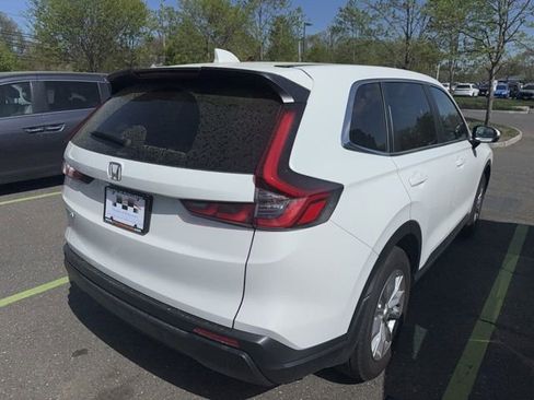 Used 2025 Honda CR-V EX image 6