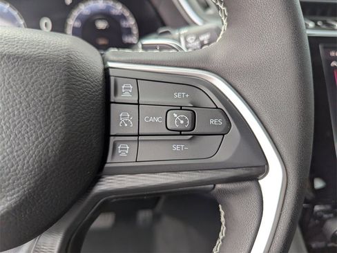 New 2025 Jeep Grand Cherokee L Laredo w/ Luxury Tech Group I image 22