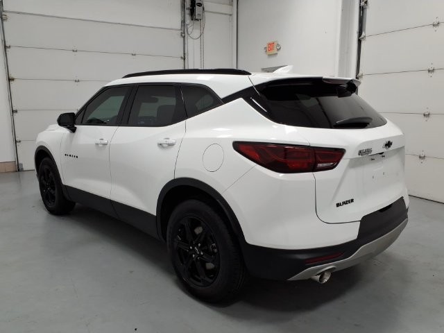 Used 2023 Chevrolet Blazer LT w/ Convenience Package FWD image 5