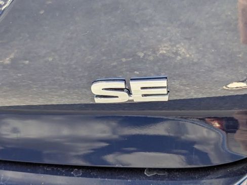 New 2026 Mitsubishi Outlander SE FWD image 14
