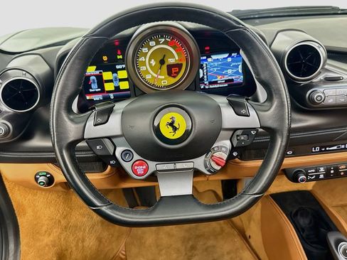 Used 2021 Ferrari F8 Tributo RWD image 11
