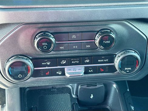 Used 2025 Ford Bronco Big Bend image 16