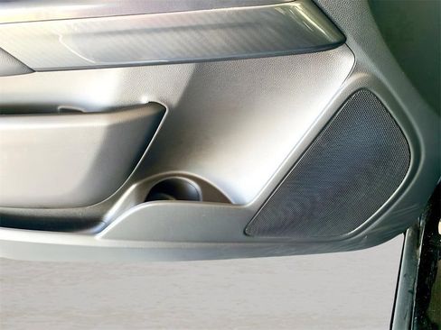 Used 2022 GMC Canyon AT4 image 14