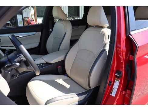 Used 2020 INFINITI QX50 Sensory w/ Proactive Package AWD/4WD image 12