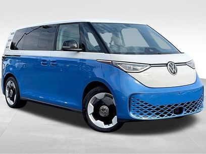 New 2025 Volkswagen ID. Buzz Pro S Plus