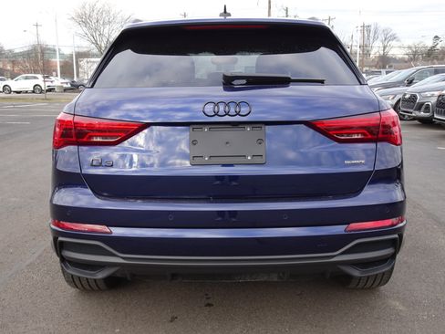 Certified 2025 Audi Q3 2.0T Premium w/ Convenience Package image 4