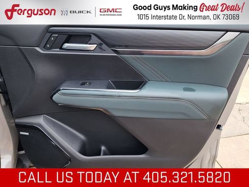 New 2026 GMC Acadia AT4 w/ Super Cruise Package AWD/4WD image 40