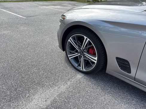 Used 2025 Genesis G70 3.3T Advanced RWD image 39